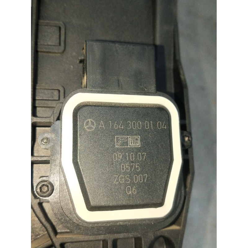 Recambio de potenciometro pedal para mercedes-benz clase m (w164) ml 320 cdi 4-matic (164.122) referencia OEM IAM A1643000104 05