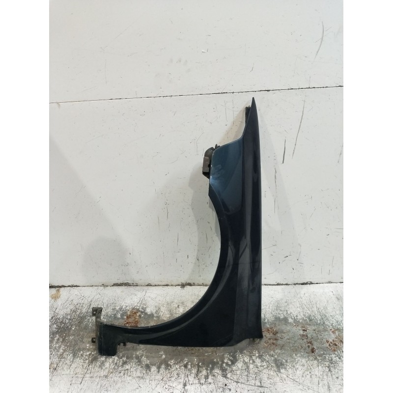 Recambio de aleta delantera izquierda para renault laguna ii (bg0/1_) 1.8 16v (bg0b, bg0c, bg0j, bg0m, bg0v) referencia OEM IAM 