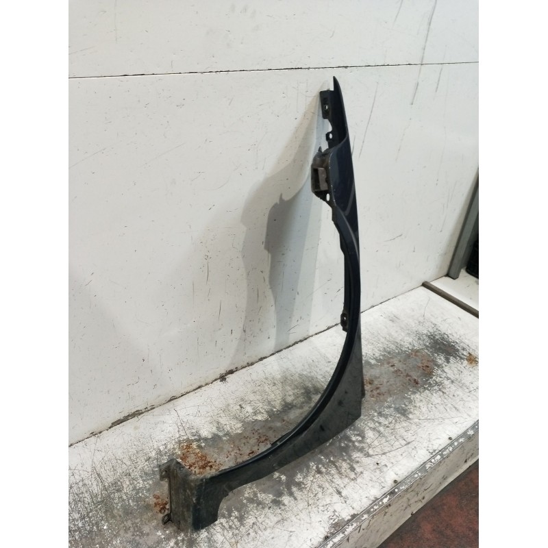 Recambio de aleta delantera izquierda para renault laguna ii (bg0/1_) 1.8 16v (bg0b, bg0c, bg0j, bg0m, bg0v) referencia OEM IAM 