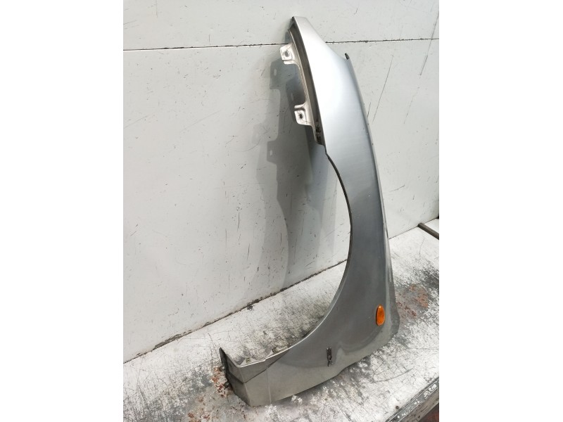 Recambio de aleta delantera izquierda para daewoo lanos (klat) 1.6 16v referencia OEM IAM   