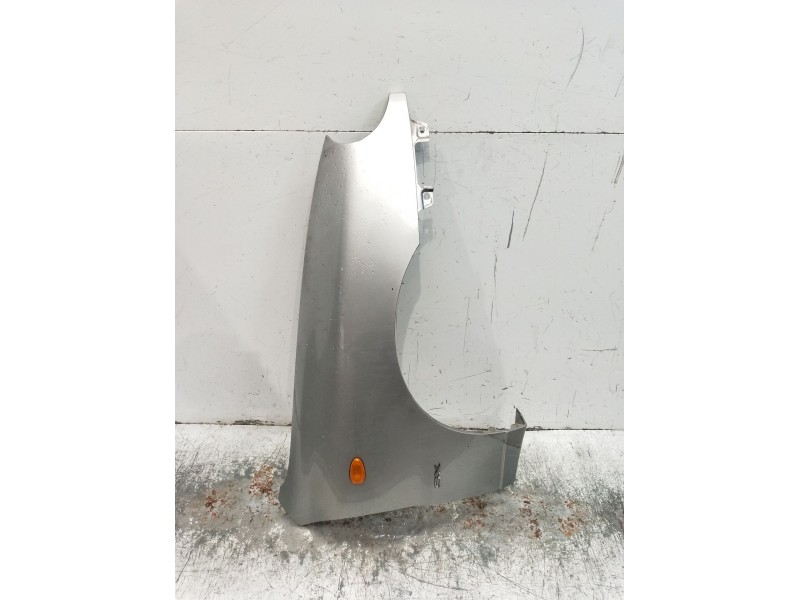 Recambio de aleta delantera derecha para daewoo lanos (klat) 1.6 16v referencia OEM IAM   