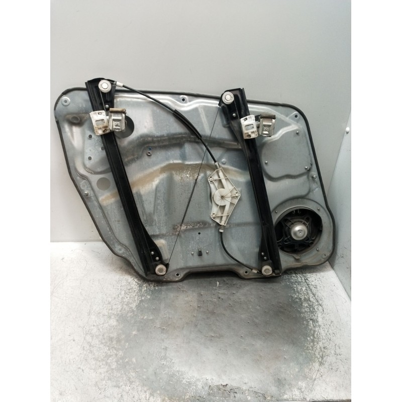 Recambio de elevalunas delantero derecho para mercedes-benz clase m (w164) ml 320 cdi 4-matic (164.122) referencia OEM IAM A2518