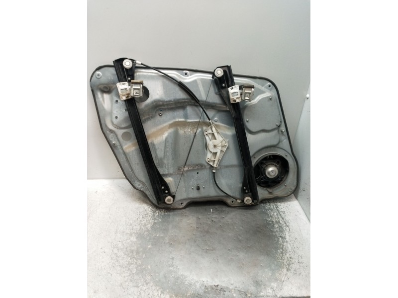 Recambio de elevalunas delantero derecho para mercedes-benz clase m (w164) ml 320 cdi 4-matic (164.122) referencia OEM IAM A2518