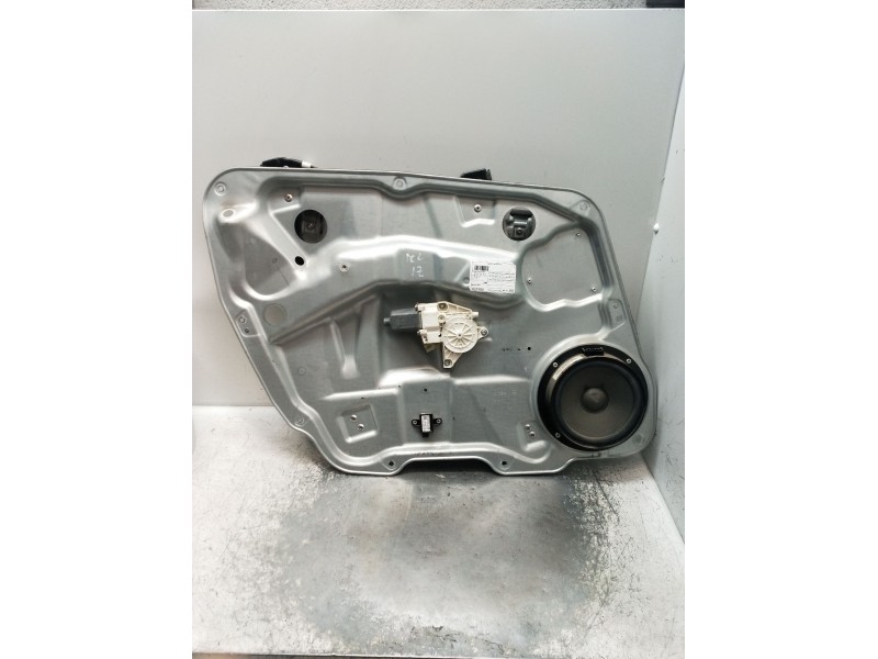 Recambio de elevalunas delantero izquierdo para mercedes-benz clase m (w164) ml 320 cdi 4-matic (164.122) referencia OEM IAM A25