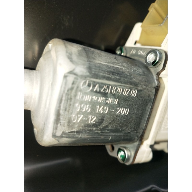 Recambio de elevalunas trasero derecho para mercedes-benz clase m (w164) ml 320 cdi 4-matic (164.122) referencia OEM IAM A251820