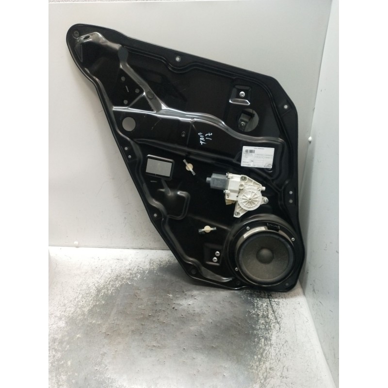 Recambio de elevalunas trasero izquierdo para mercedes-benz clase m (w164) ml 320 cdi 4-matic (164.122) referencia OEM IAM A2518
