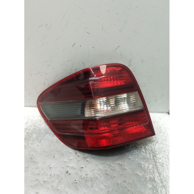 Recambio de piloto trasero izquierdo para mercedes-benz clase m (w164) ml 320 cdi 4-matic (164.122) referencia OEM IAM   