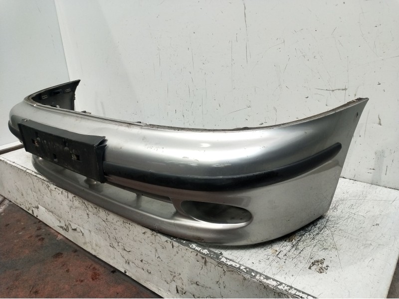 Recambio de paragolpes delantero para daewoo lanos (klat) 1.6 16v referencia OEM IAM VER FOTOS  