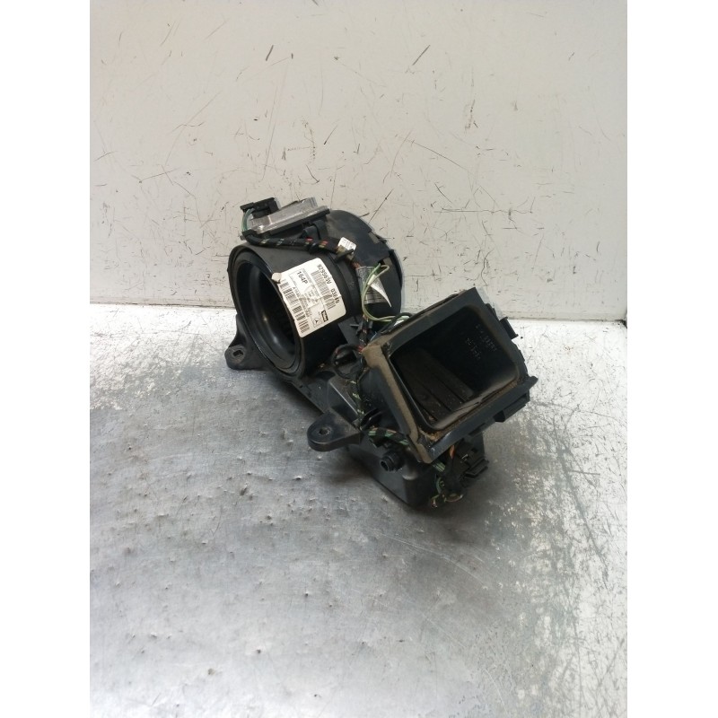 Recambio de ventilador calefaccion para mercedes-benz clase m (w164) ml 320 cdi 4-matic (164.122) referencia OEM IAM 982611B005 