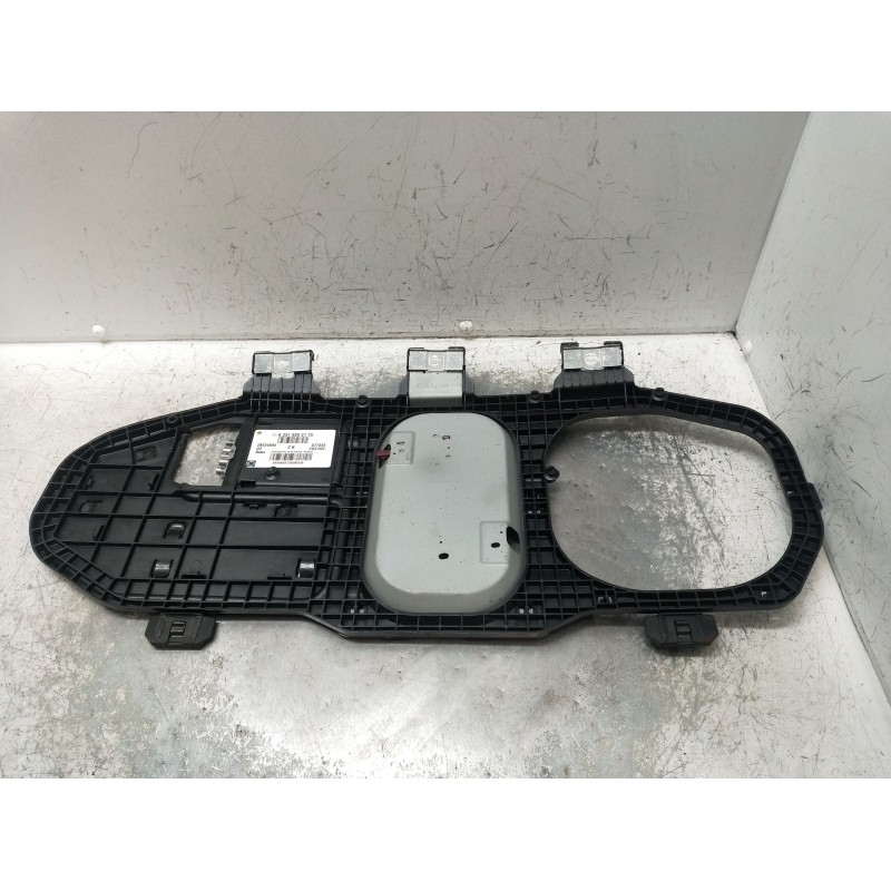 Recambio de antena para mercedes-benz clase m (w164) ml 320 cdi 4-matic (164.122) referencia OEM IAM A2518202175 28024804 