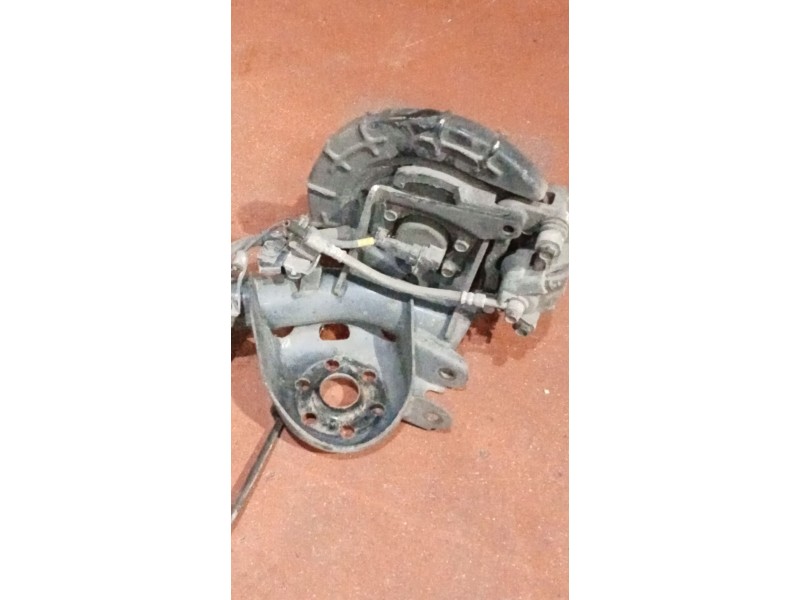 Recambio de puente trasero para hyundai accent iii sedán (mc) 1.4 gl referencia OEM IAM DISCO/ABS  