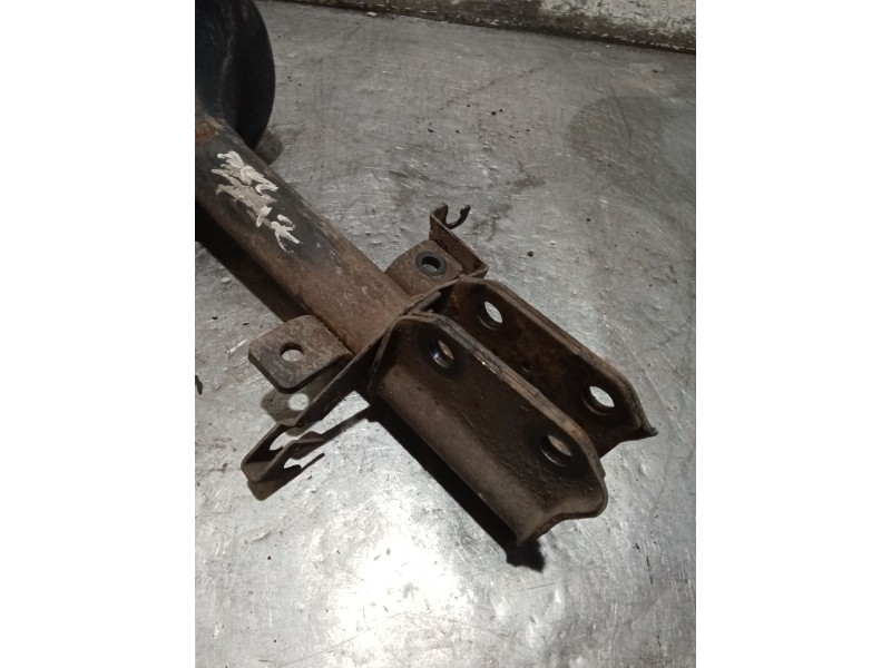 Recambio de amortiguador delantero izquierdo para renault kangoo express (fc0/1_) 1.9 dci 4x4 (fc0v) referencia OEM IAM   