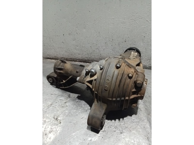 Recambio de diferencial delantero para mercedes-benz clase m (w164) ml 320 cdi 4-matic (164.122) referencia OEM IAM A1643302102 