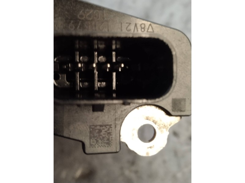 Recambio de caudalimetro para ford transit caja cerrada ´06 ft 260 k trend lkw referencia OEM IAM 8V2112B579AA  