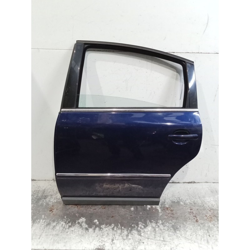 Recambio de puerta trasera izquierda para volkswagen passat b5.5 (3b3) 1.9 tdi referencia OEM IAM   4P
