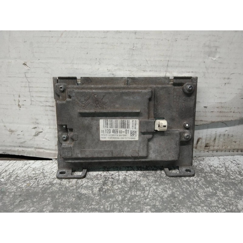 Recambio de pantalla multifuncion para peugeot 2008 (--.2013) 1.2 16v vti referencia OEM IAM 9812046980 981204698001 