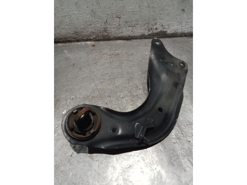 Recambio de brazo suspension inferior trasero derecho para mazda 3 (bm, bn) 2.2 d referencia OEM IAM   