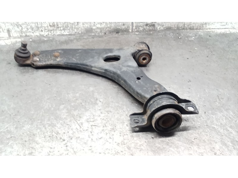 Recambio de brazo suspension inferior delantero izquierdo para ford focus i (daw, dbw) 1.8 tdci referencia OEM IAM 2M5130423051B