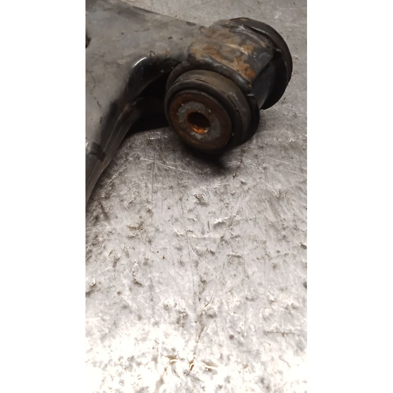 Recambio de brazo suspension inferior delantero izquierdo para ford focus i (daw, dbw) 1.8 tdci referencia OEM IAM 2M5130423051B