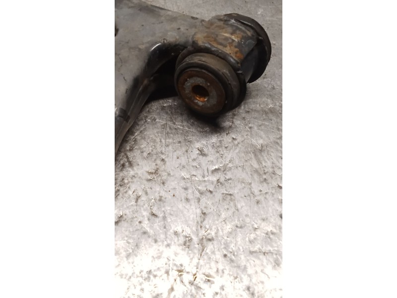 Recambio de brazo suspension inferior delantero izquierdo para ford focus i (daw, dbw) 1.8 tdci referencia OEM IAM 2M5130423051B