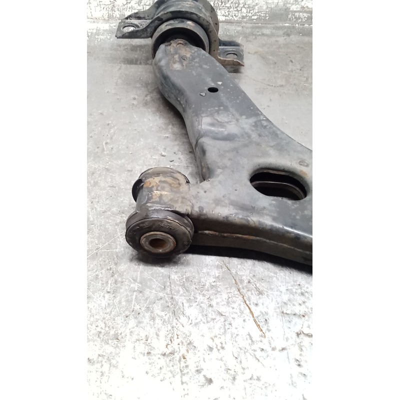 Recambio de brazo suspension inferior delantero izquierdo para ford focus i (daw, dbw) 1.8 tdci referencia OEM IAM 2M5130423051B