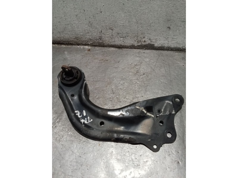 Recambio de brazo suspension inferior trasero izquierdo para mazda 3 (bm, bn) 2.2 d referencia OEM IAM   