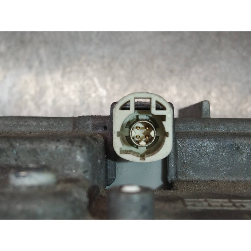 Recambio de pantalla multifuncion para peugeot 2008 (--.2013) 1.2 16v vti referencia OEM IAM 9812046980 981204698001 