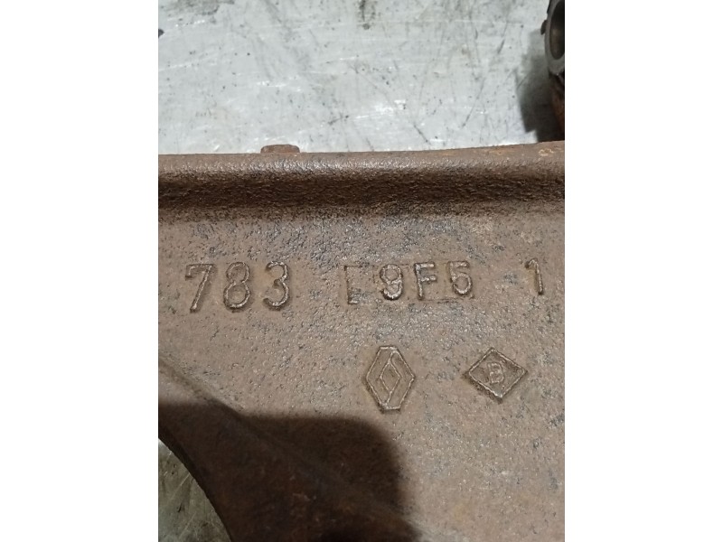 Recambio de brazo suspension inferior delantero izquierdo para renault kangoo express (fc0/1_) 1.9 dci 4x4 (fc0v) referencia OEM