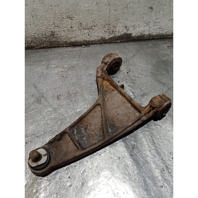 Recambio de brazo suspension inferior delantero derecho para renault kangoo express (fc0/1_) 1.9 dci 4x4 (fc0v) referencia OEM I