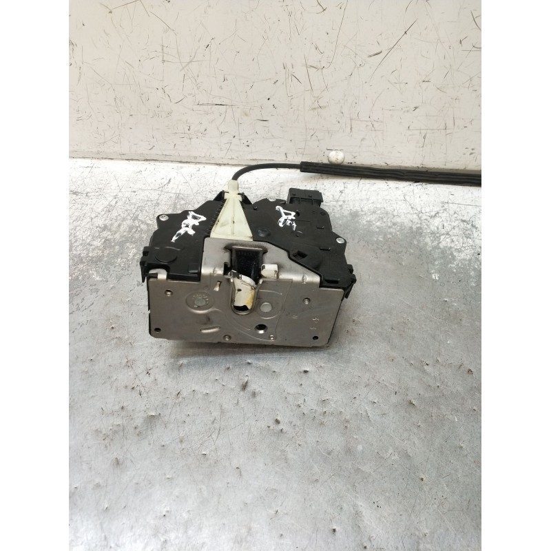 Recambio de motor cierre centralizado delantero derecho para opel corsa e (x15) 1.3 cdti (08, 68) referencia OEM IAM 13431840 03