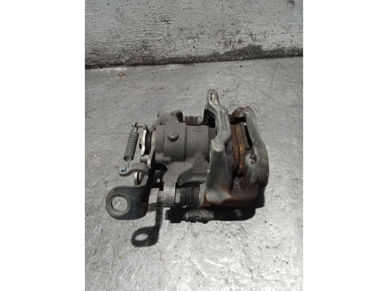 Recambio de pinza freno trasera derecha para mazda 3 (bm, bn) 2.2 d referencia OEM IAM   