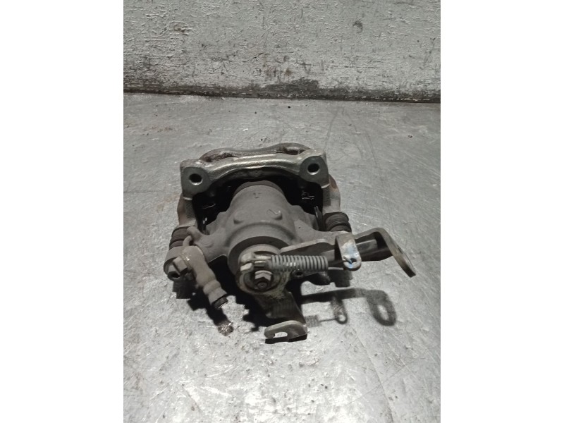 Recambio de pinza freno trasera derecha para mazda 3 (bm, bn) 2.2 d referencia OEM IAM   