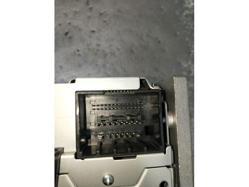 Recambio de sistema audio / radio cd para opel corsa e (x15) 1.3 cdti (08, 68) referencia OEM IAM 39012675 557799431 5116070A000