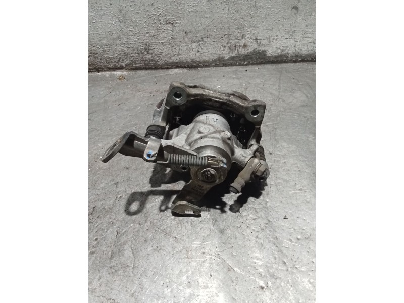 Recambio de pinza freno trasera izquierda para mazda 3 (bm, bn) 2.2 d referencia OEM IAM   