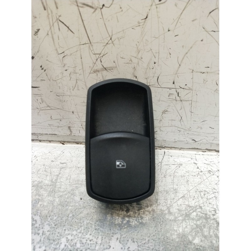Recambio de mando elevalunas delantero derecho para opel corsa e (x15) 1.3 cdti (08, 68) referencia OEM IAM 13430018 31562573111