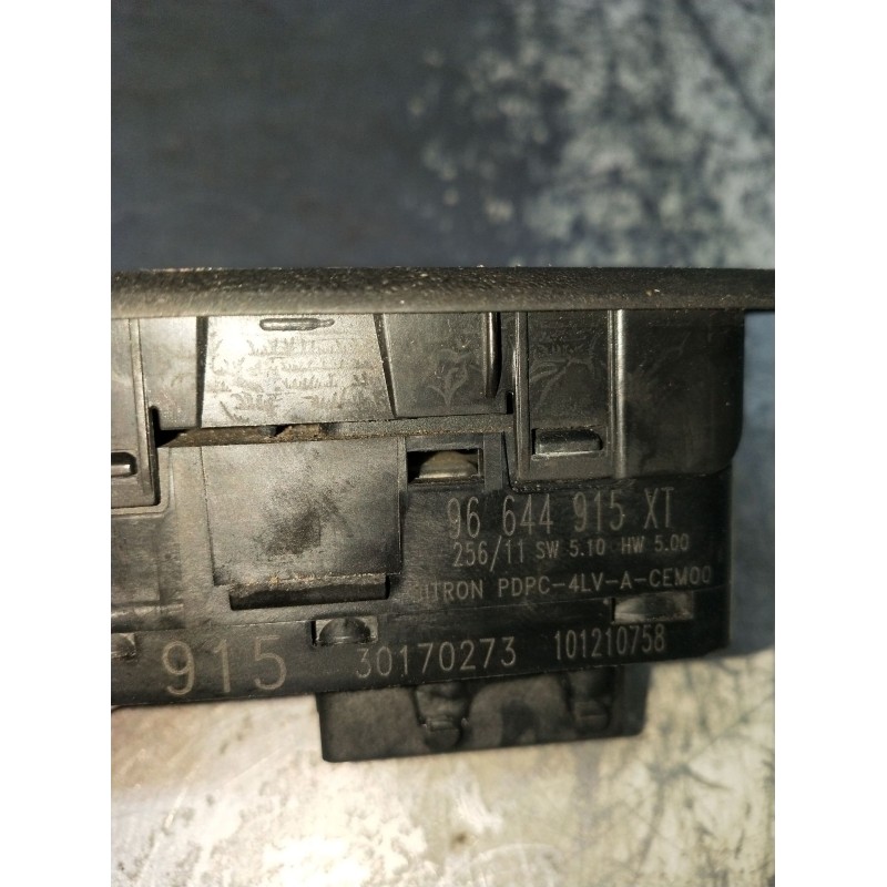 Recambio de mando elevalunas delantero izquierdo para peugeot 308 sw i (4e_, 4h_) 1.6 16v referencia OEM IAM 96644915XT 5P 