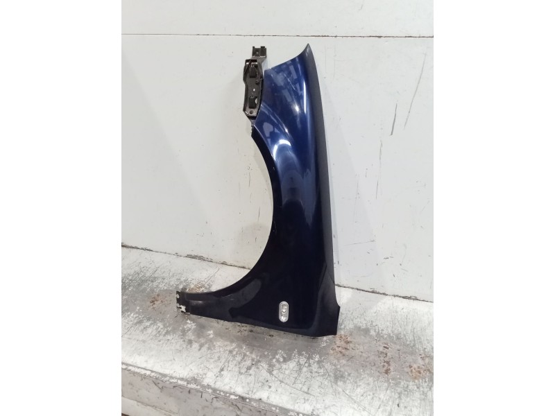 Recambio de aleta delantera izquierda para volkswagen passat b5.5 (3b3) 1.9 tdi referencia OEM IAM   