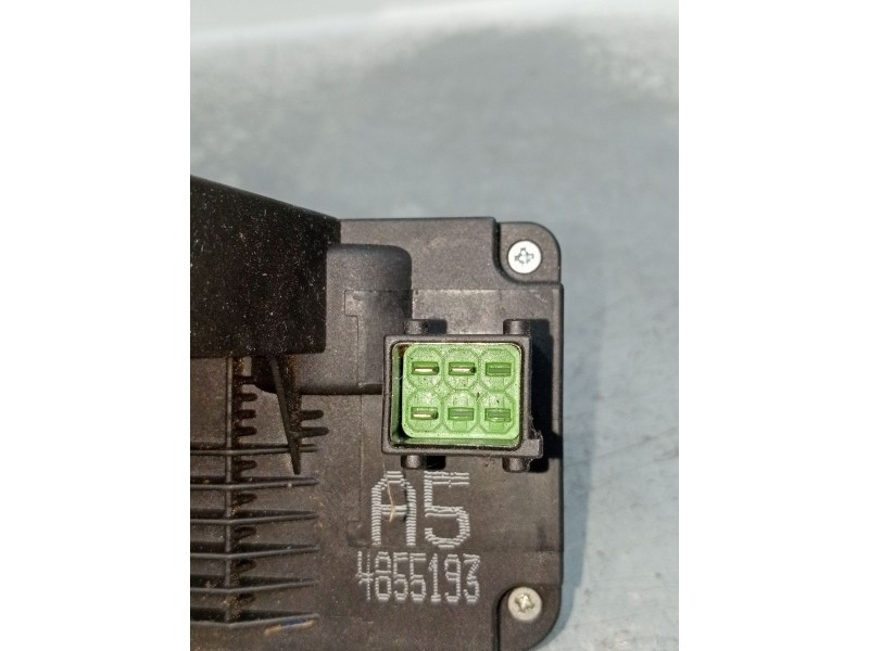 Recambio de motor cierre centralizado trasero izquierdo para saab 9-5 berlina 2.0 cat referencia OEM IAM   