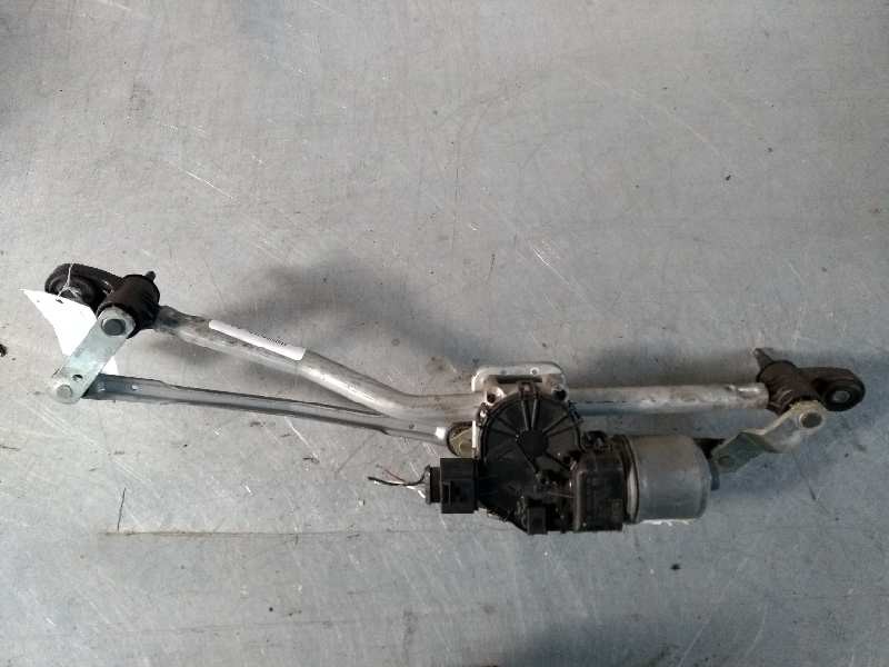Recambio de motor limpia delantero para mazda 3 berlina (bk) 1.6 cd diesel cat referencia OEM IAM 0390241731 45117508AA BP4K6734