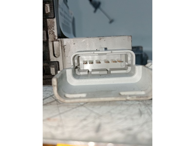 Recambio de motor cierre centralizado trasero derecho para peugeot 407 sw st confort pack referencia OEM IAM   