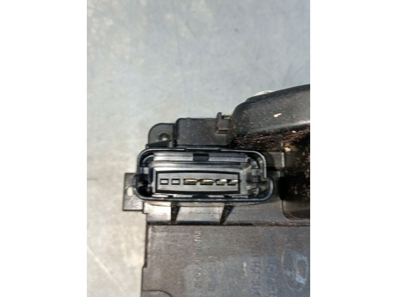 Recambio de motor cierre centralizado trasero izquierdo para hyundai i30 classic referencia OEM IAM   