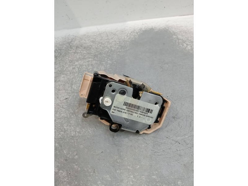 Recambio de motor cierre centralizado trasero derecho para fiat panda (319) 1.2 cat referencia OEM IAM   