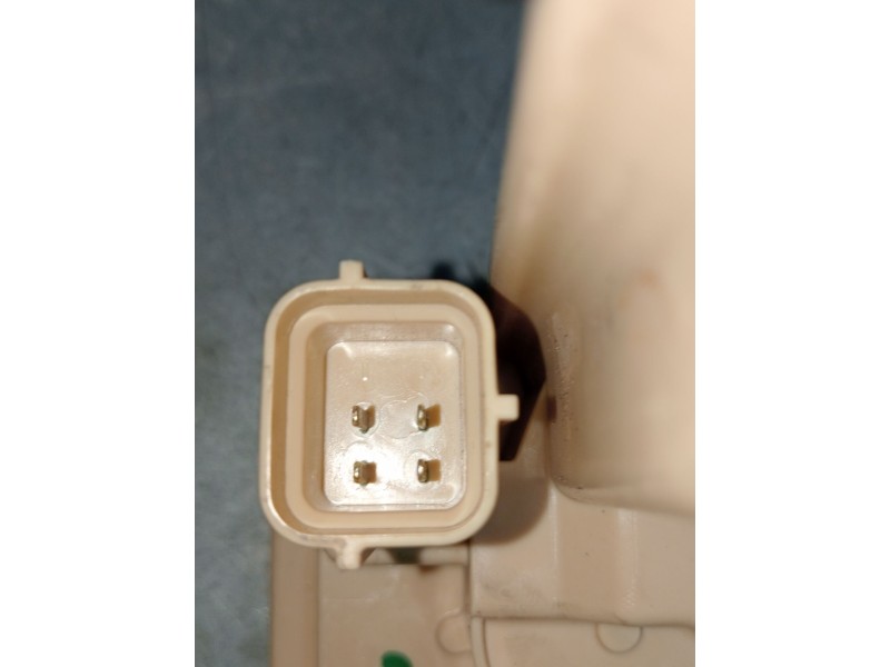 Recambio de motor cierre centralizado trasero derecho para fiat panda (319) 1.2 cat referencia OEM IAM   