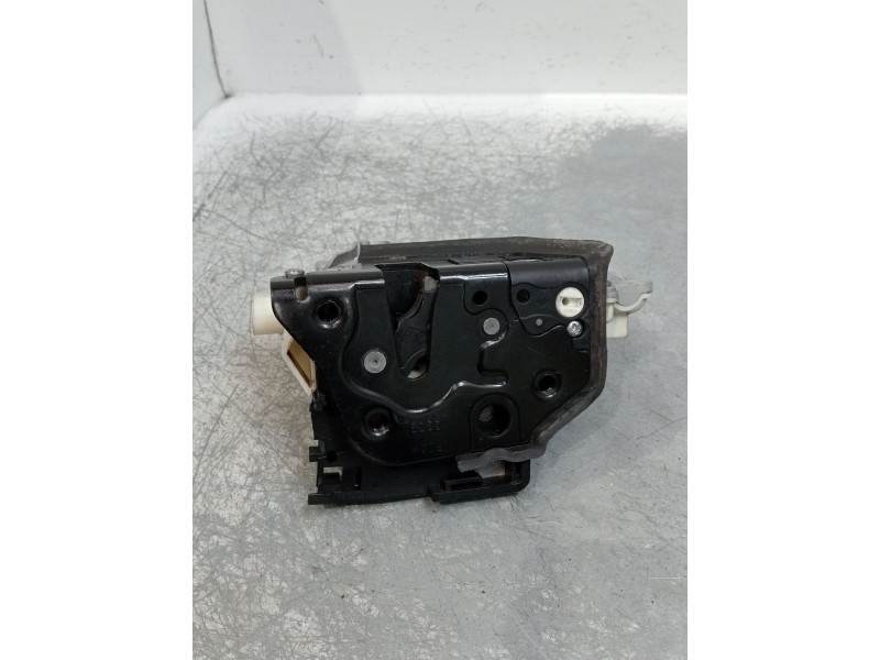 Recambio de motor cierre centralizado delantero derecho para volkswagen jetta (1k2) referencia OEM IAM   