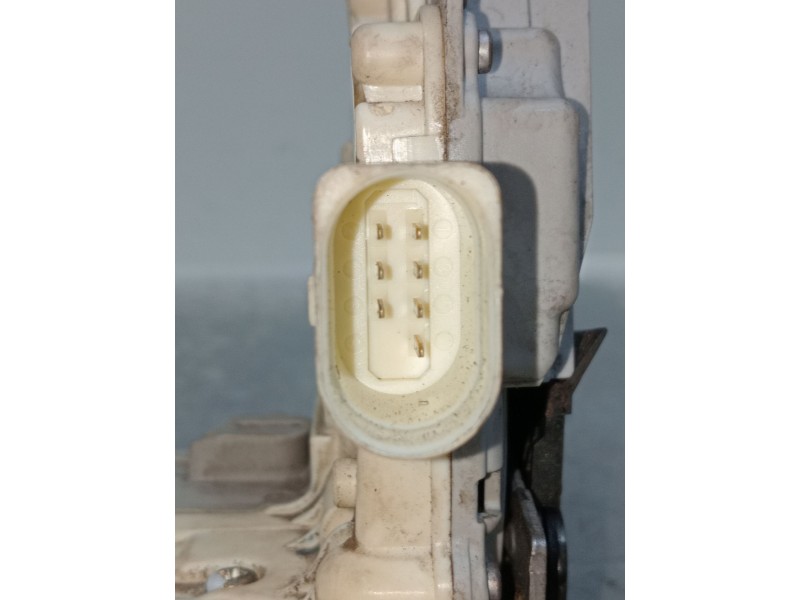 Recambio de motor cierre centralizado delantero derecho para volkswagen jetta (1k2) referencia OEM IAM   