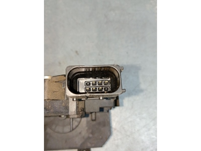 Recambio de motor cierre centralizado delantero izquierdo para opel corsa d corsavan referencia OEM IAM   3P