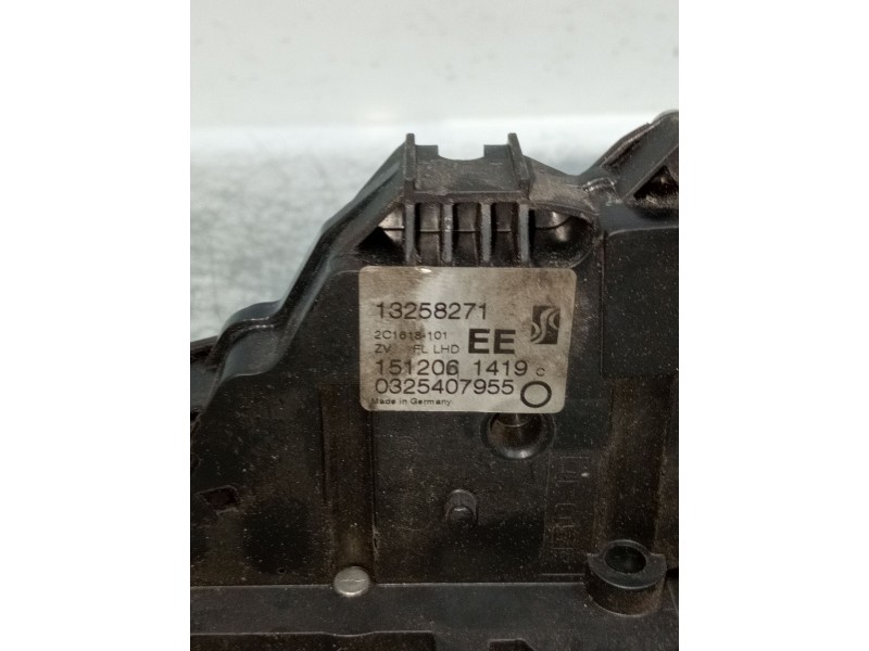 Recambio de motor cierre centralizado delantero izquierdo para opel corsa d corsavan referencia OEM IAM   3P