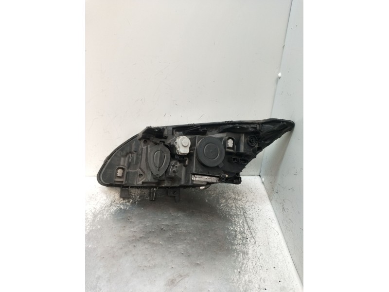 Recambio de faro derecho para renault laguna iii dynamique referencia OEM IAM 260100035R 89901837 XENON