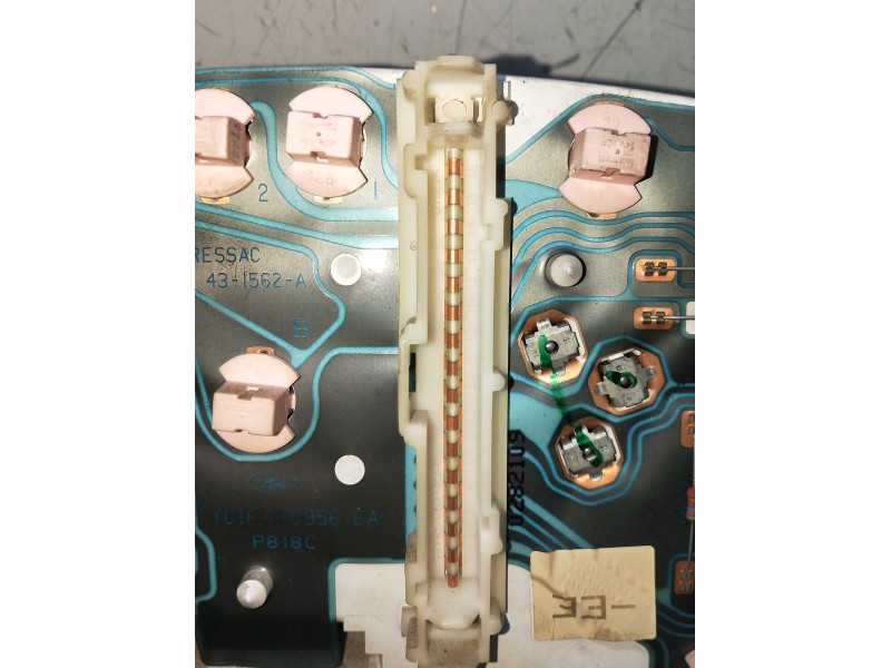 Recambio de faro derecho para ford transit furgoneta (fa_ _) 2.0 di (fae_, faf_, fag_) referencia OEM IAM YC1F10849 423844 