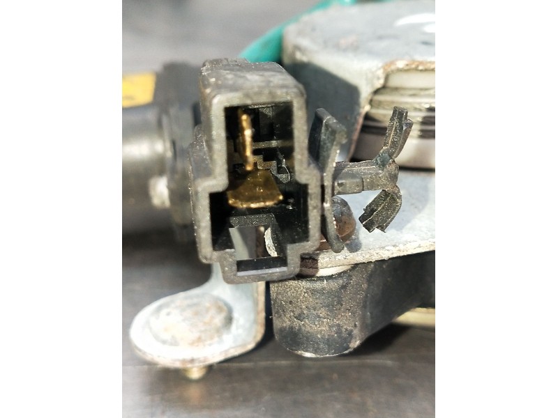 Recambio de elevalunas delantero izquierdo para daewoo lanos (klat) 1.6 16v referencia OEM IAM  5P 